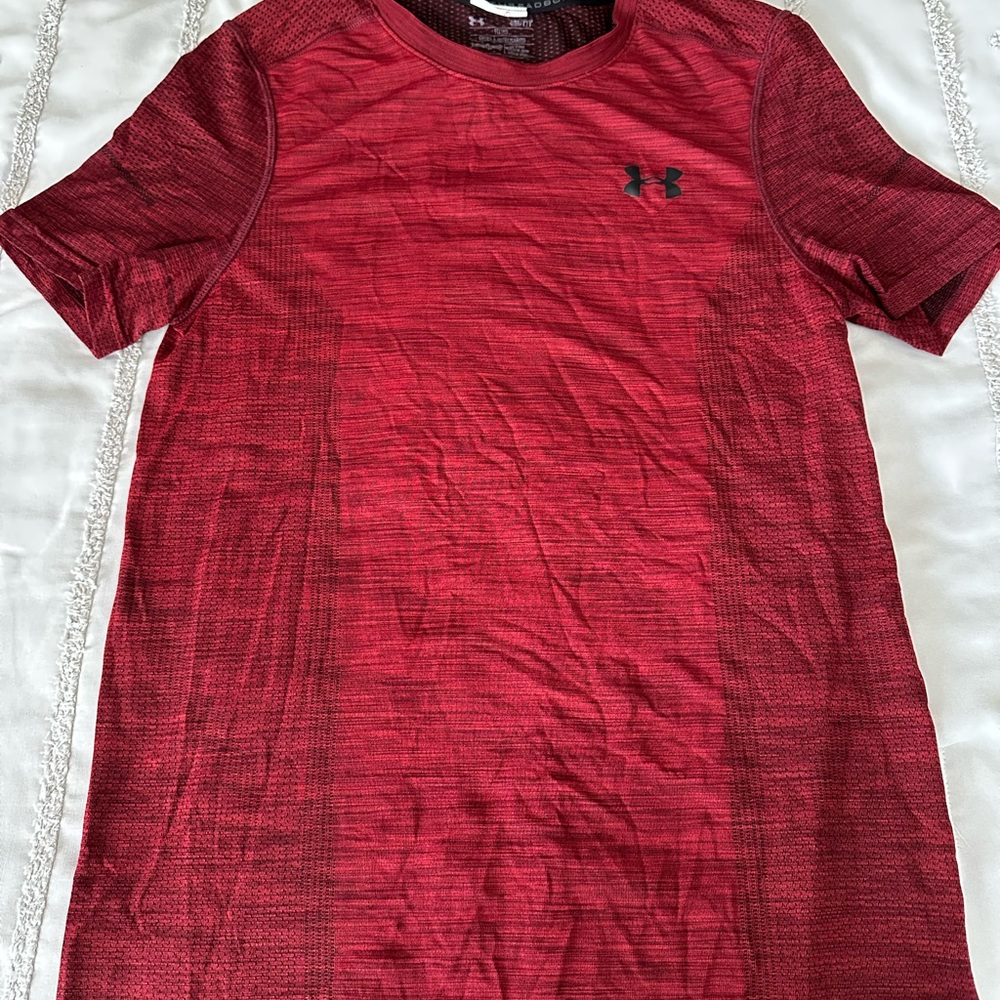 Under Armour Men's Crimson Short Sleeve Tee Sz Small